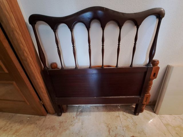Dos cabeceros, camas 90
