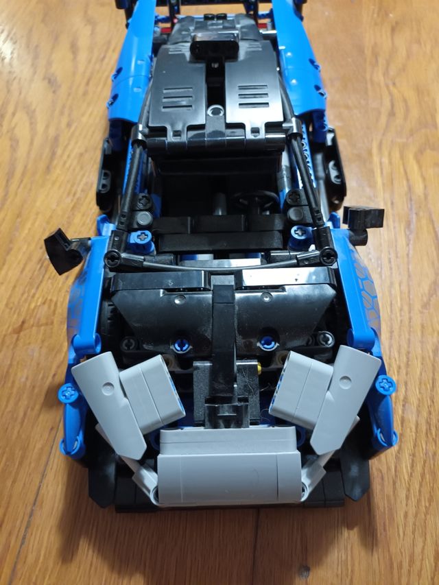 Lego Technic McLaren Senna GTR