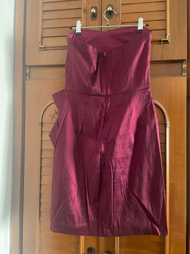 Vestido de Formula Joven en color burdeos