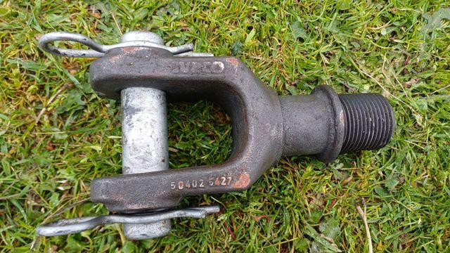 Gancio per rimorchio con testa trattore Iveco