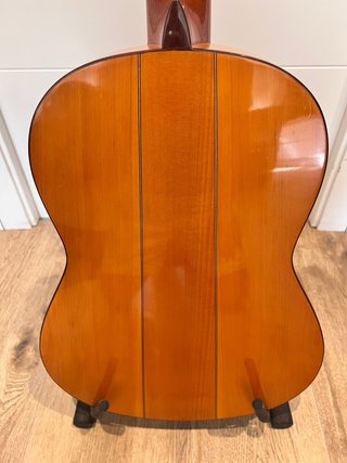 GUITARRA VALERIANO BERNAL