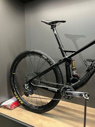 MEGAMO TRACK ASX RACE