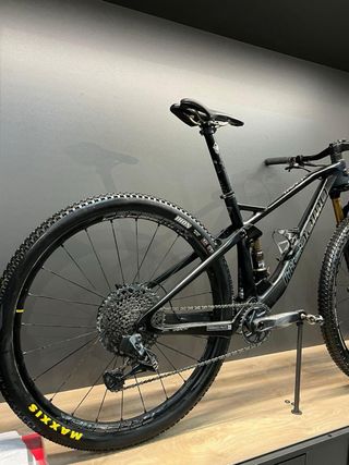 MEGAMO TRACK ASX RACE