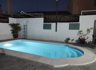 ×÷Piscinas en fibra de poliester.+×