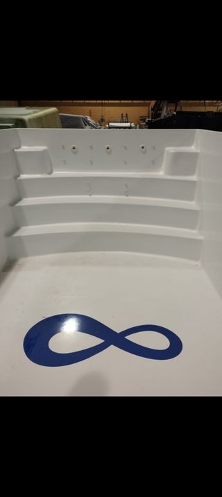 ×÷Piscinas en fibra de poliester.+×