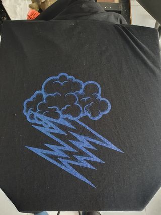 🌩Camiseta logo Hellacopters
