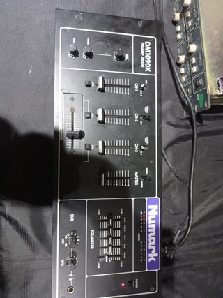 Numark DM1090X preamp mixer