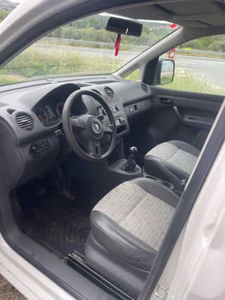 Volkswagen Caddy 2013