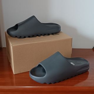 👟 Yeezy Slide Onyx 👟 👣EU44.5/US10👣