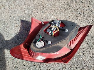 Pilotos traseros Toyota Yaris del 2006