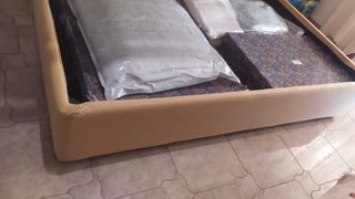 Letto matrimoniale contenitore