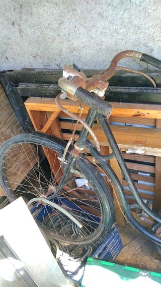 bicicleta antigua para restaurar