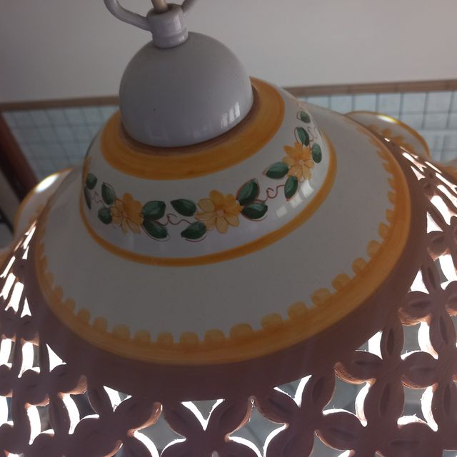 Lampadario dipinto a mano