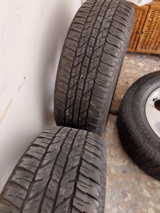 Ruedas de Jeep. aceptó cambio