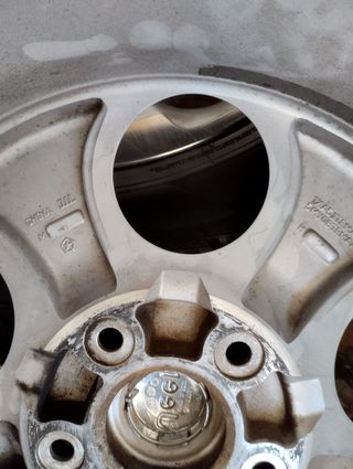 Ruedas de Jeep. aceptó cambio