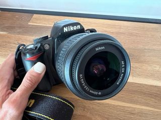 Camara Reflex Nikon D3000