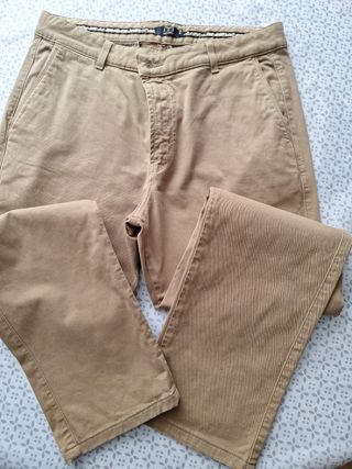 Pantalón chinos marrón 