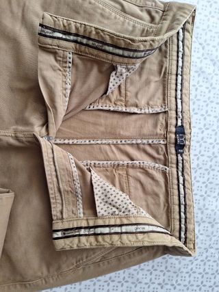 Pantalón chinos marrón 