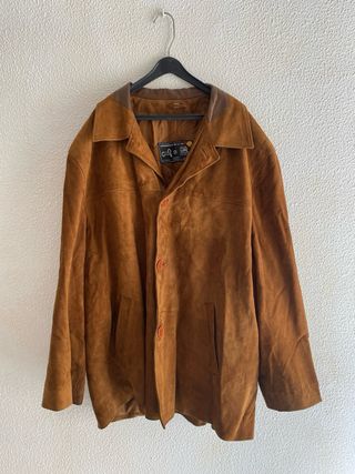 Chaqueta ante con cuello de piel