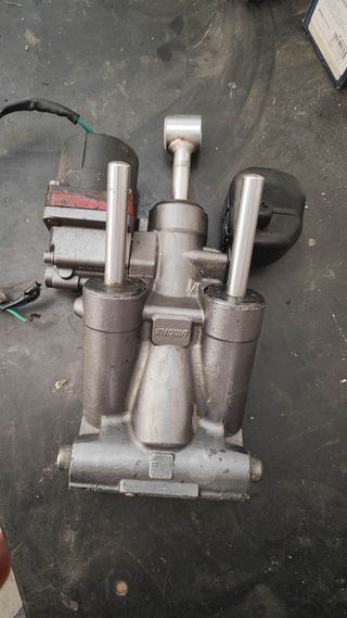 Power trim Yamaha Suzuki 115-150