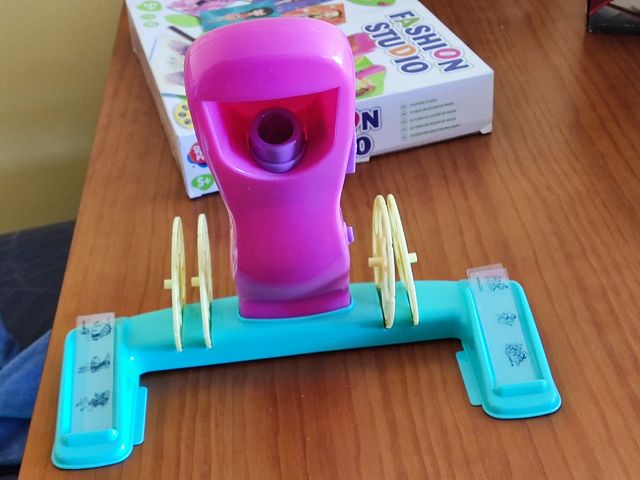 Juego, Fashion Studio de moda