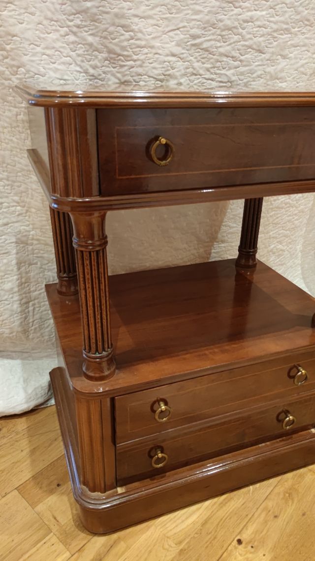 Mueble auxiliar con ruedas