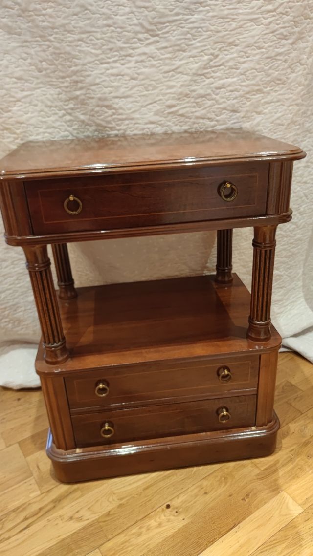 Mueble auxiliar con ruedas