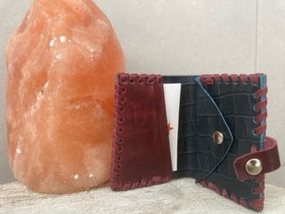 Cartera pequeña artesanal cuero