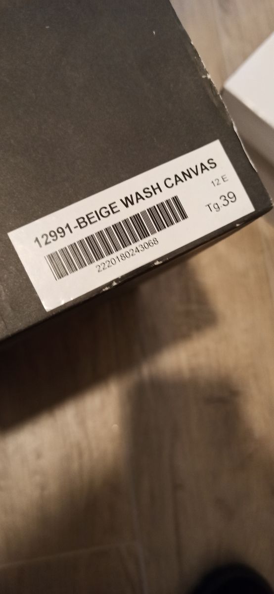 Scarpe zeppa con punta aperta