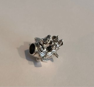 Charm Pandora