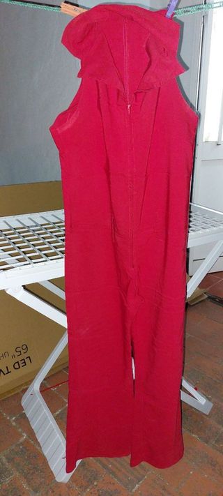 Lote de pantalones y camisetas 