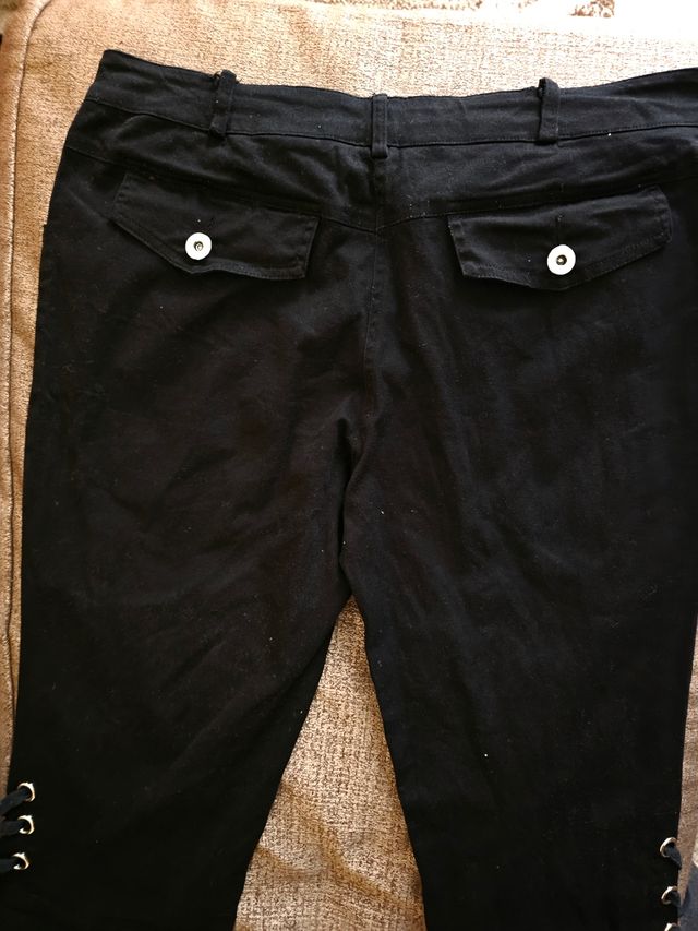 Pantalone pinocchietto a 3/4  / Cotone