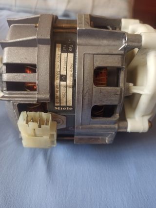Motor Circulación lavavajillas Miele