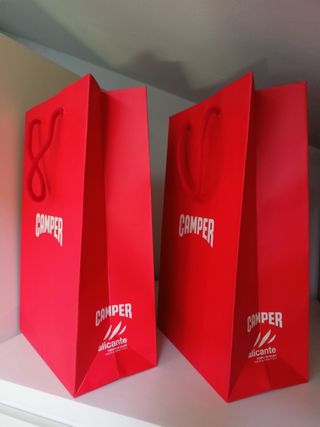 Lote 2 bolsas papel Camper