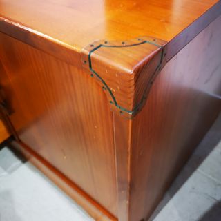 MUEBLE SALON PINO MACIZO R3760073045838