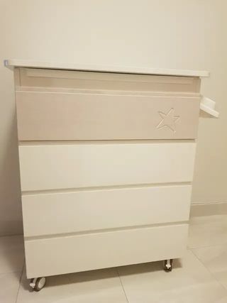 Cómoda bebé 3 en 1 (cajonera + bañera + cambiador)