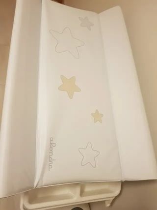 Cómoda bebé 3 en 1 (cajonera + bañera + cambiador)