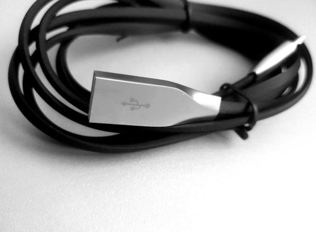 Cable micro-USB