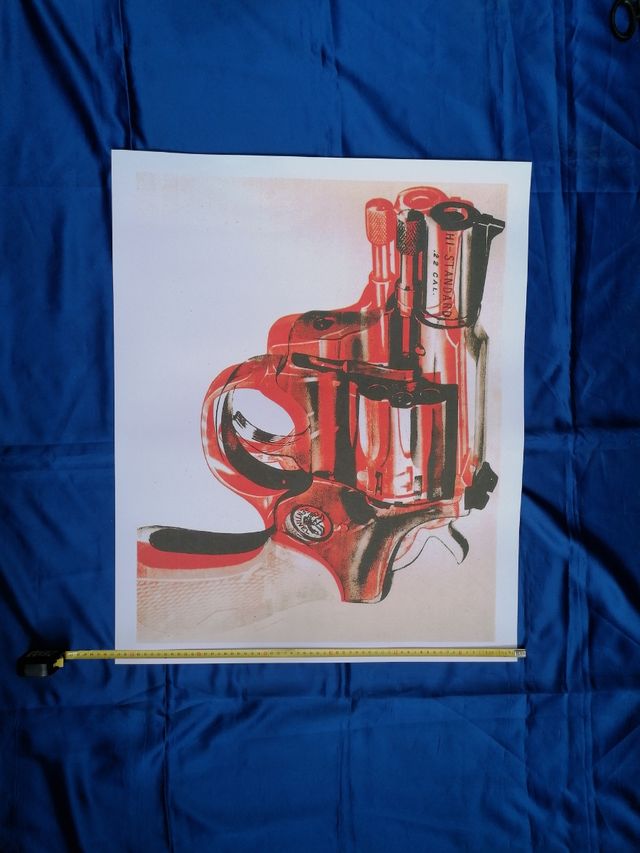 ARTE. WARHOL. REVOLVER. CARTEL.