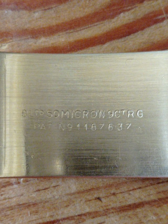 Bracciale largo in oro laminato