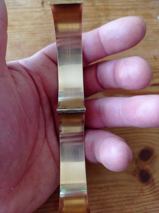 Bracciale largo in oro laminato