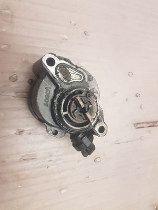 Bomba Vacio D1561B Mazda 3