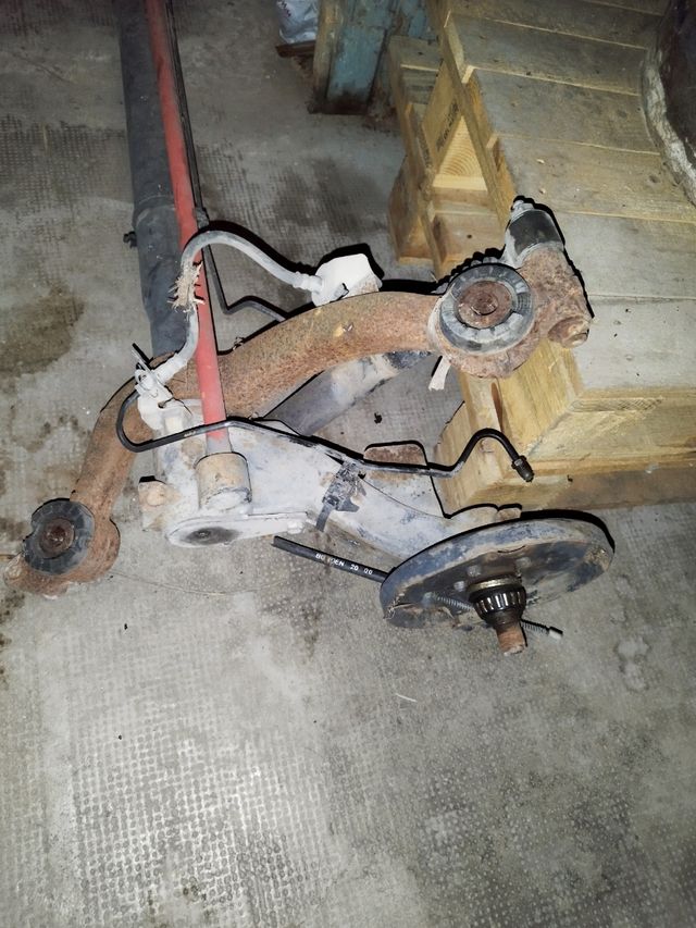 Eje trasero Peugeot 206