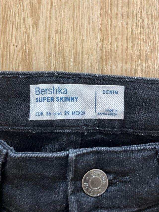 Vaquero negro hombre