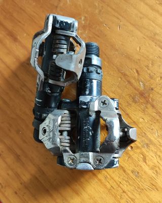 Pedales Shimano automáticos