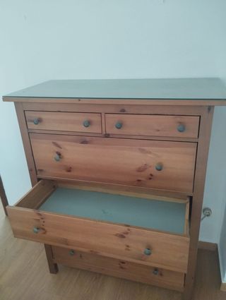 Cassettiera Hemnes Ikea in rovere scuro
