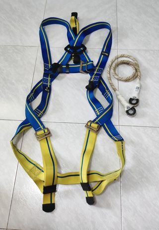 Arnés anticaidas, IRUDEK