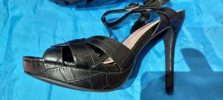 Sandalo donna nuovo tacco 12 plateau n37