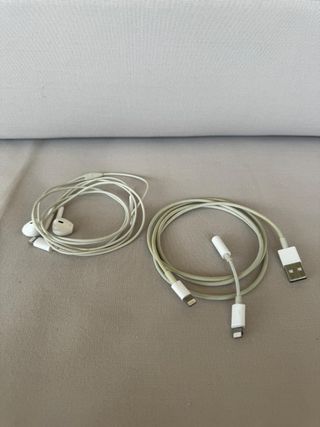 iPhone 11 + accesorios