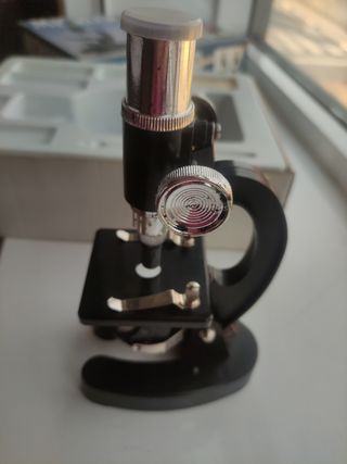 Antico set di microscopi di Cefa